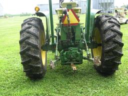 JD 3020 Tractor w/ loader