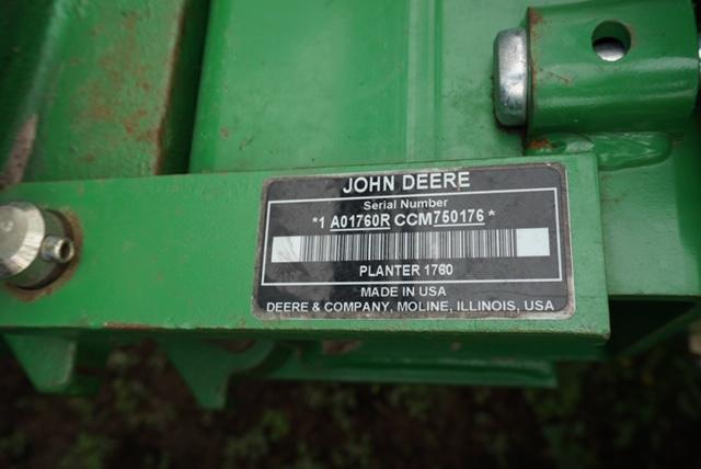 2012 John Deere 1760 12-30 Planter