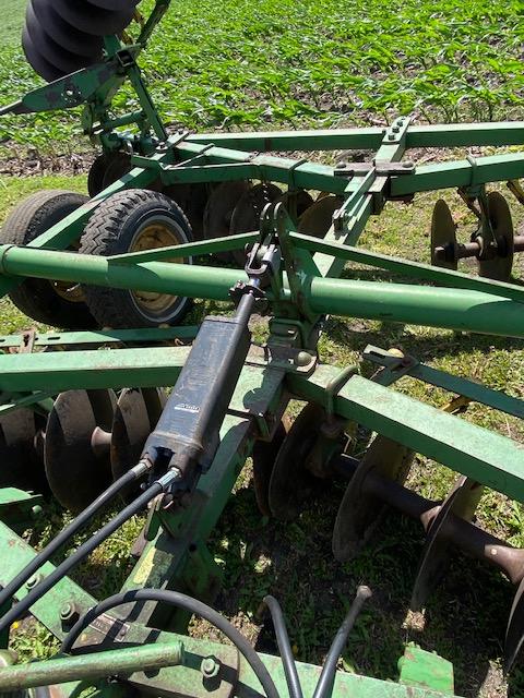 John Deere BWA 21' Disk