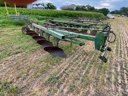 John Deere 1350-1450 Plow