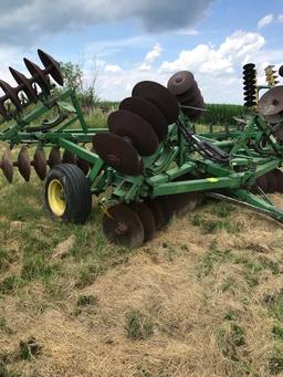 John Deere BWF Tandem Disc