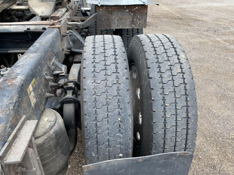 2015 Peterbilt Model 389 Unibilt Truck Tractor