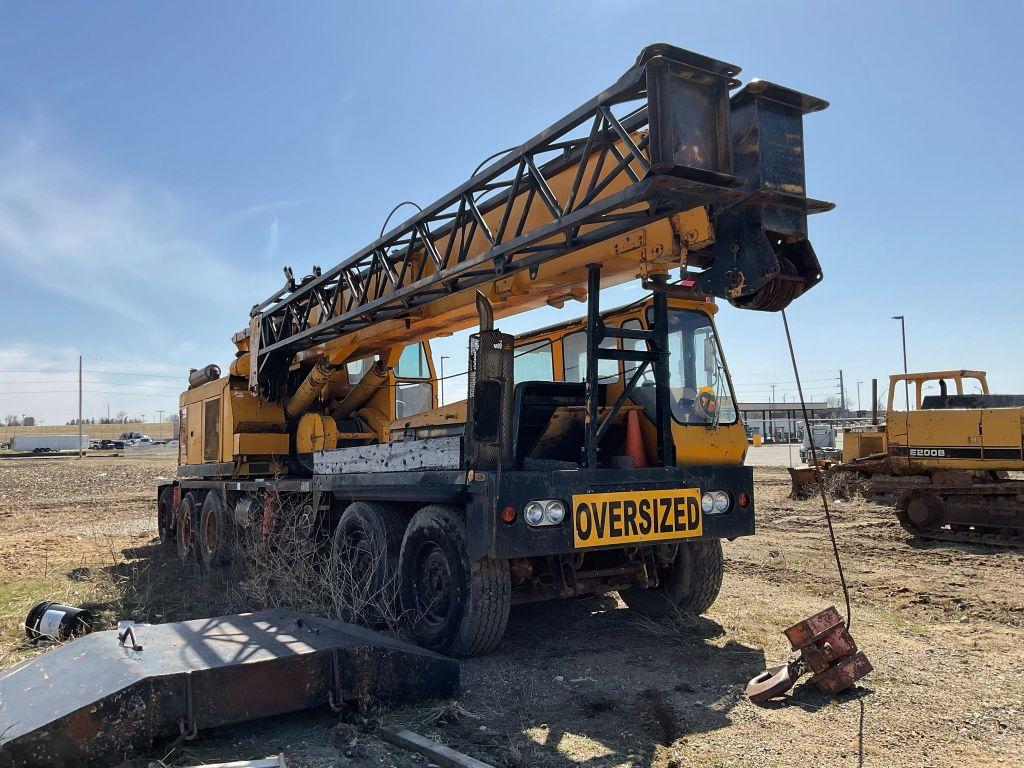 Crane Hydraulic Truck