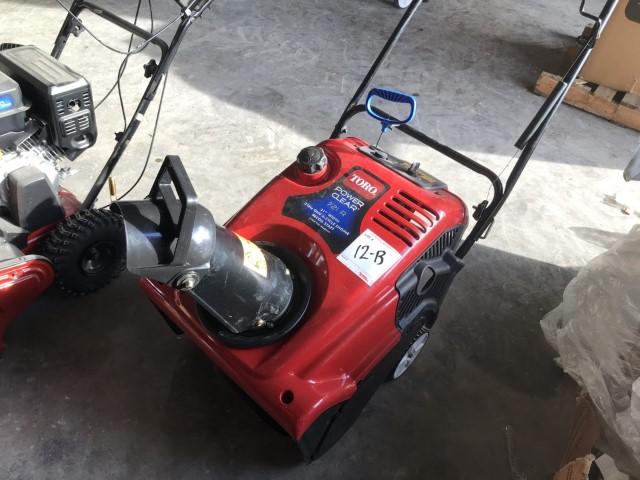 Snowblower Toro Power clear 721 R 0 Toro power clear 721 hour. 21 inch widt