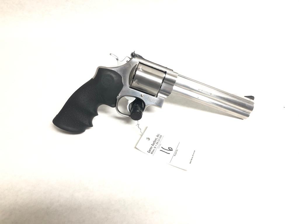 Smith & Wesson Model 657-2, .41 Mag Revolver SN# 076