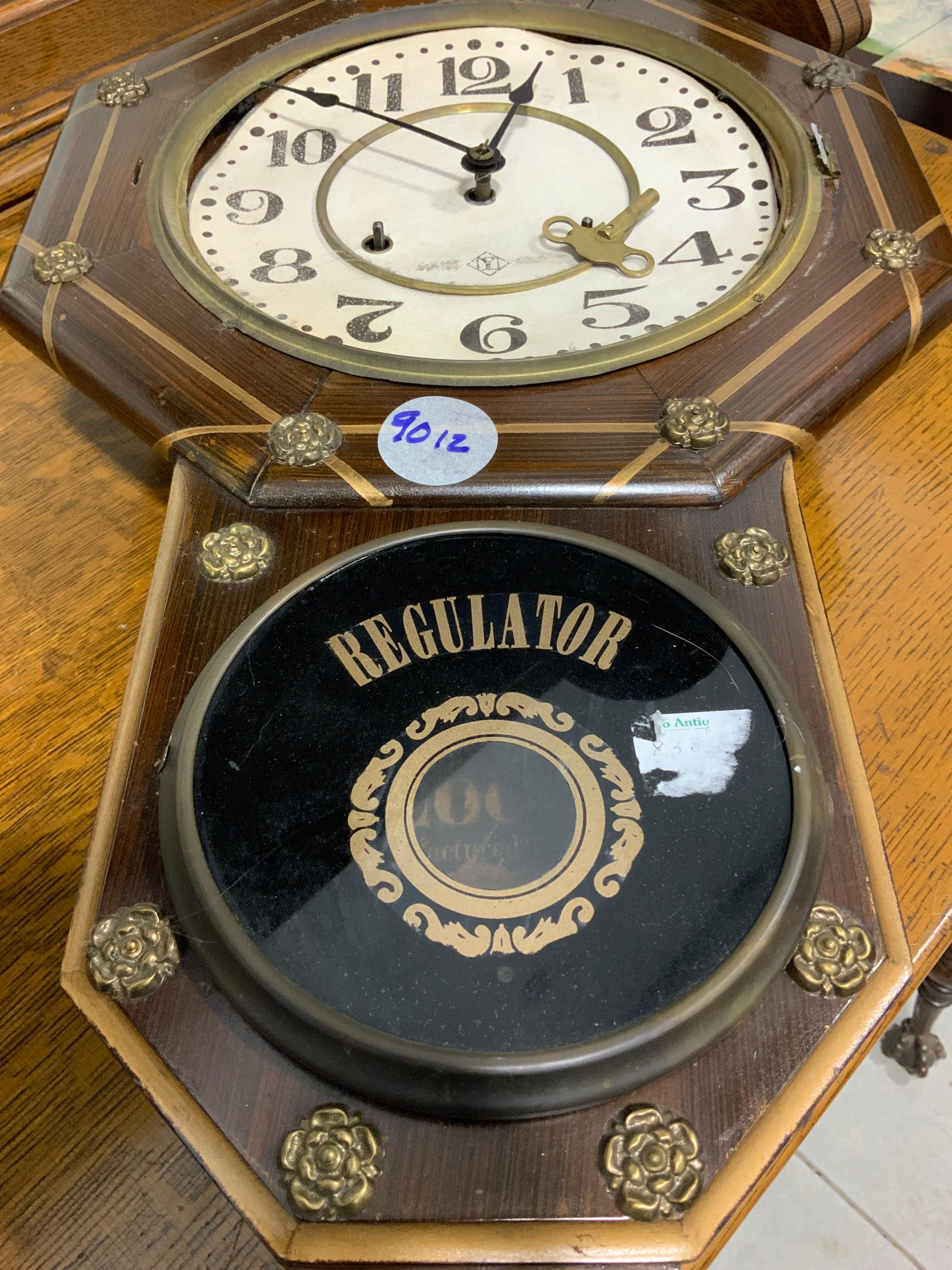 Regulator Clock