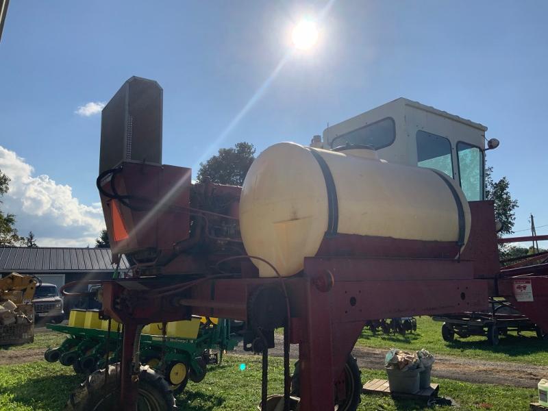 Homemade International Enab high boy sprayer w/60? booms (2) 250gal. poly tanks, cleated narrog. & c