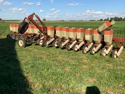 IH (18-20in.) bean planter w/end transport (Not Complete) w/sm. seed boxes
