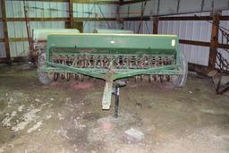 JD 8300 (18-7) grain drill w/big box