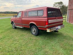 1988 FORD F250 LARIAT 2wd w/8’ bed & cap (132,400mi)