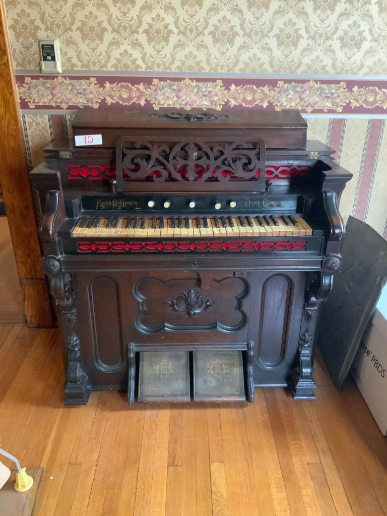 Mason and Hamlin organ company (pump organ)