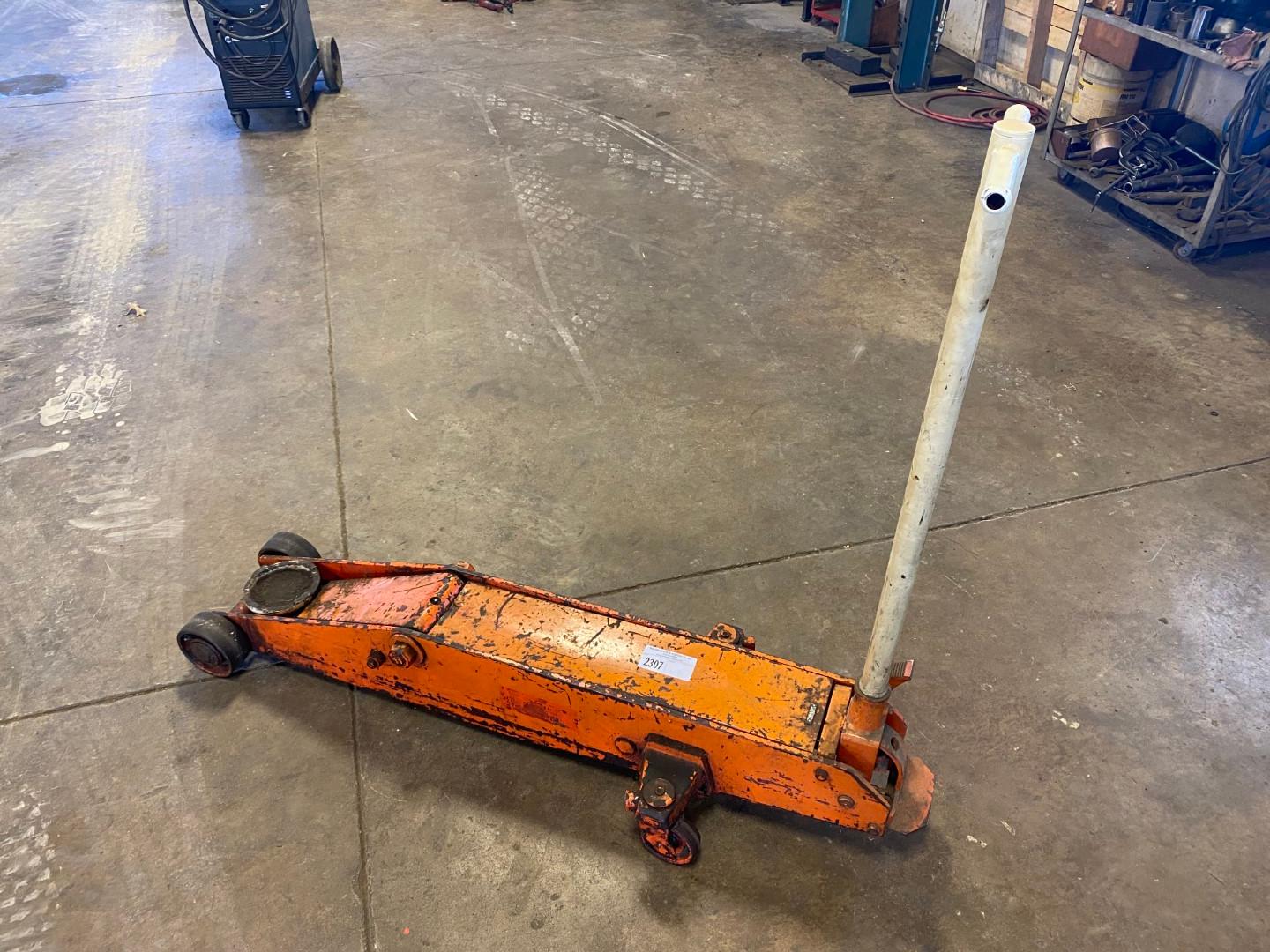 3T Blackhawk floor jack