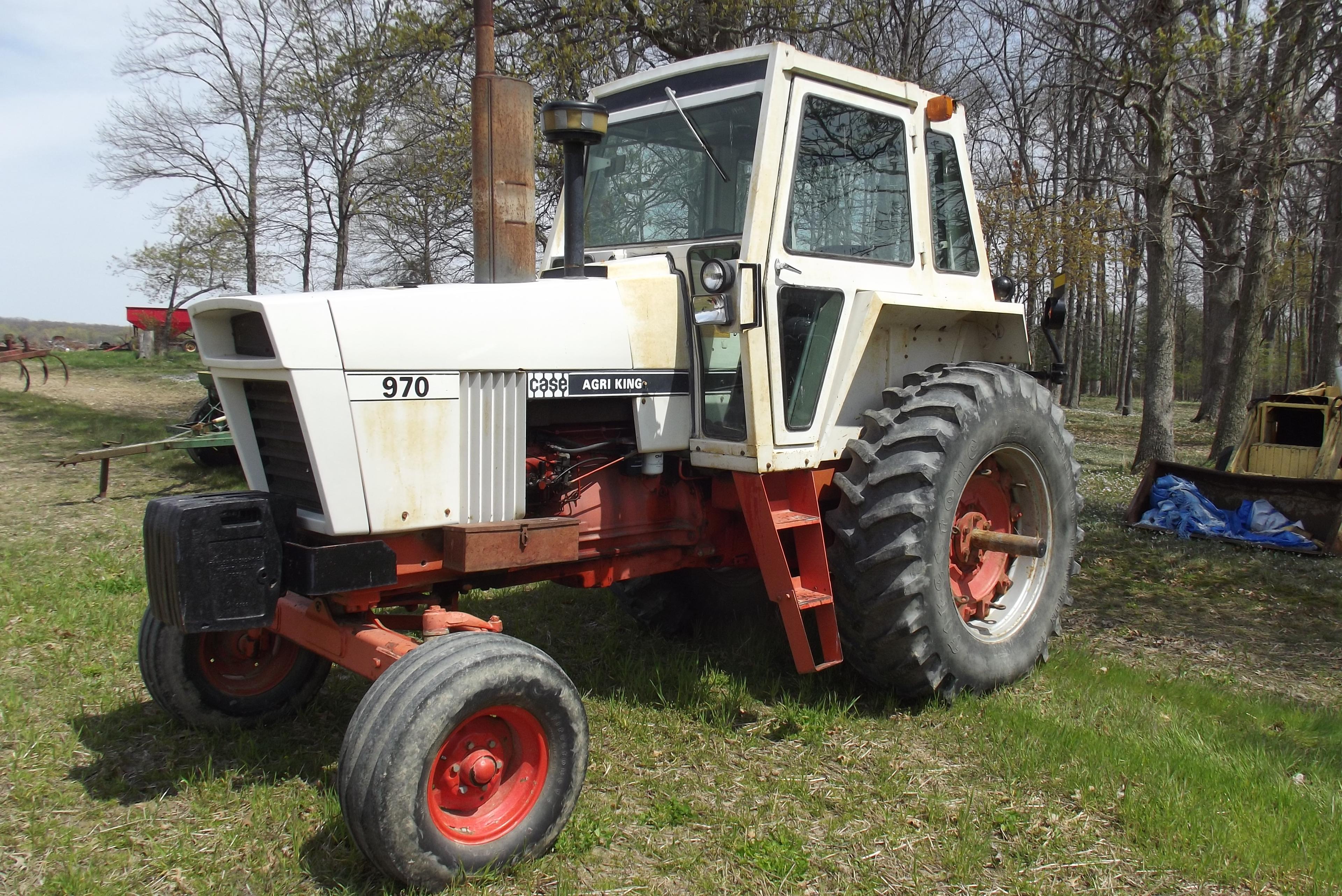 1976 Case 970 Agri-King Tractor