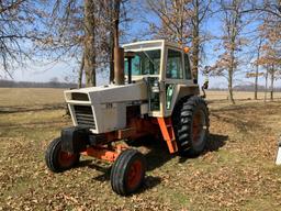 1976 Case 970 Agri-King Tractor