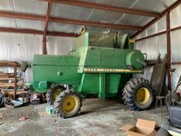 1977 John Deere 4400 Diesel Combine