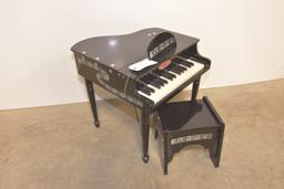 Milissa & Doug Childs Baby Grand Piano