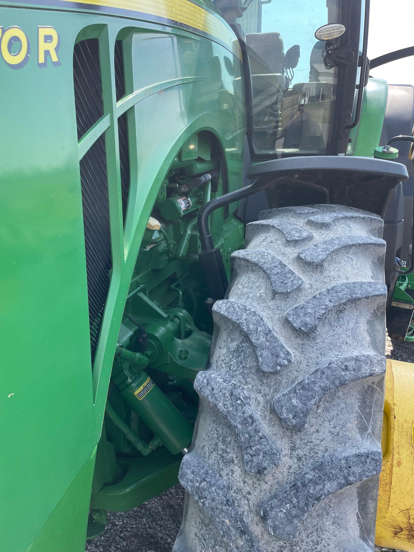 2014 John Deere 8370R