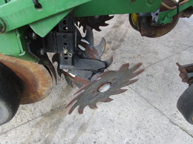 John Deere 1770 12 Row 30" Planter