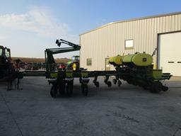 John Deere 1770 12 Row 30" Planter