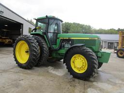 1992 John Deere 4960 MFWD Tractor