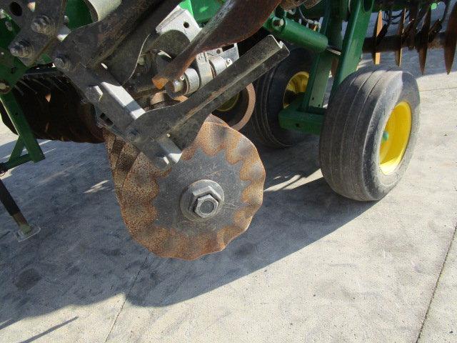 2013 JD 2623 Vertical Tillage