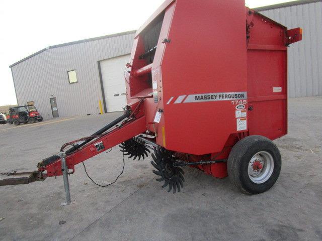 MF 1745 540 PTO