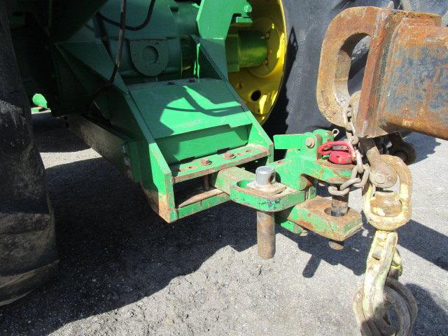 2005 John Deere 9220 Tractor