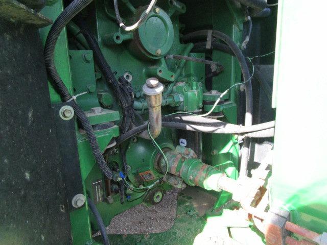 2005 John Deere 9220 Tractor