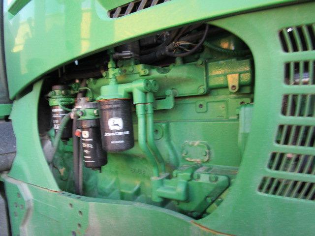 2004 John Deere 7720 MFWD Tractor