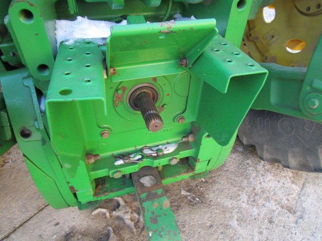 2004 John Deere 7720 MFWD Tractor