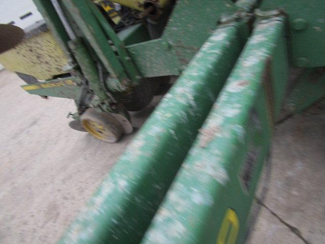 John Deere 7200 12Row Corn Planter