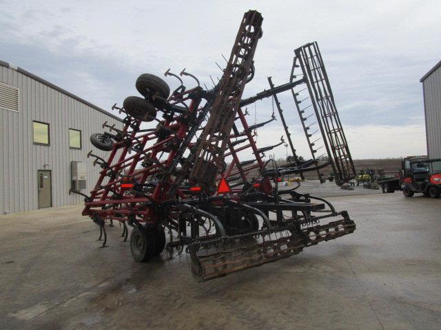 2013 Case IH 200 Field Cultivator