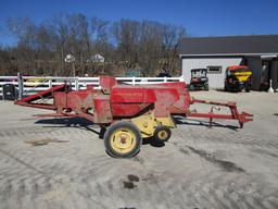 New Holland 273 Baler