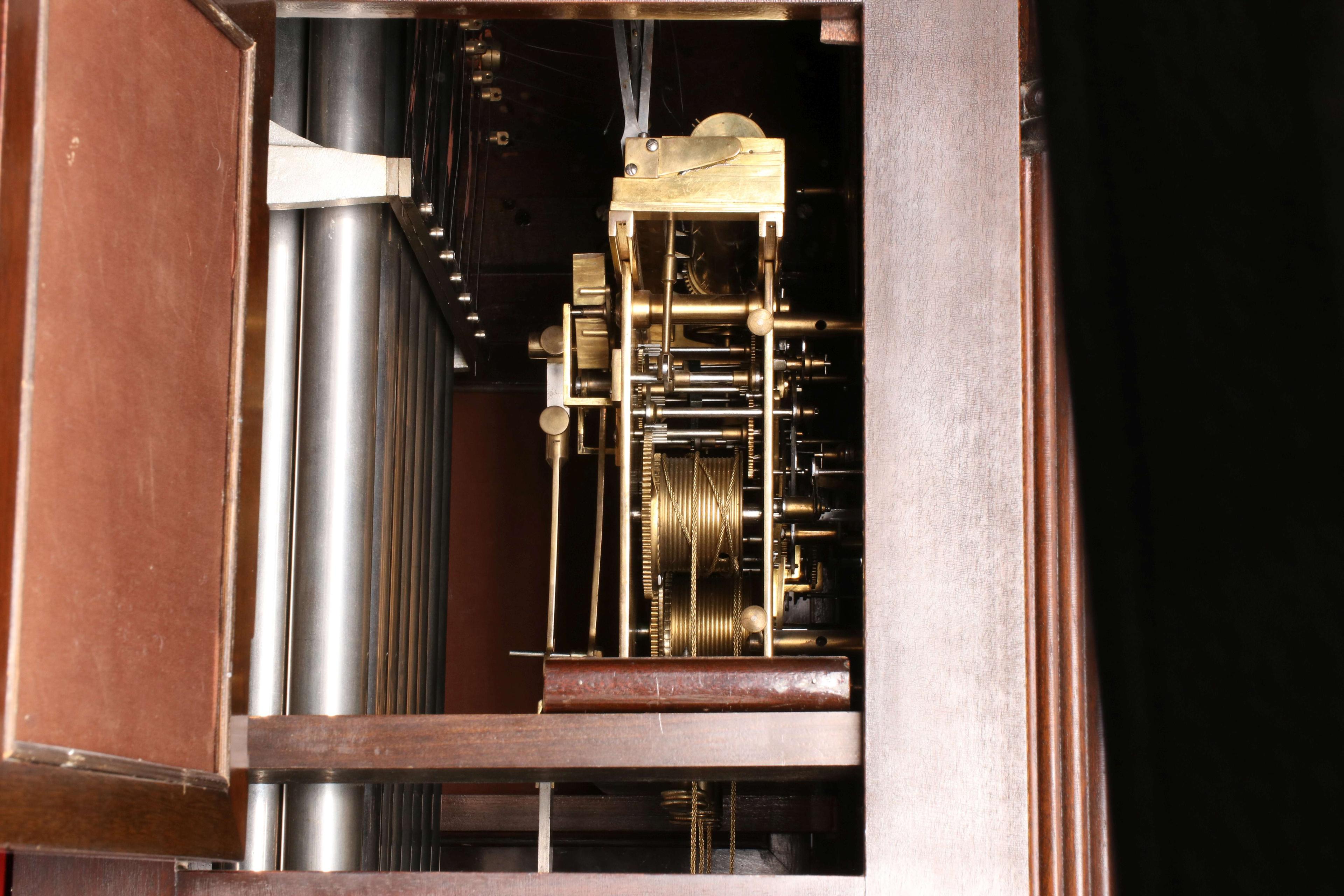 A COLONIAL WINTERHALDER & HOFFMEIER 9 TUBE CLOCK