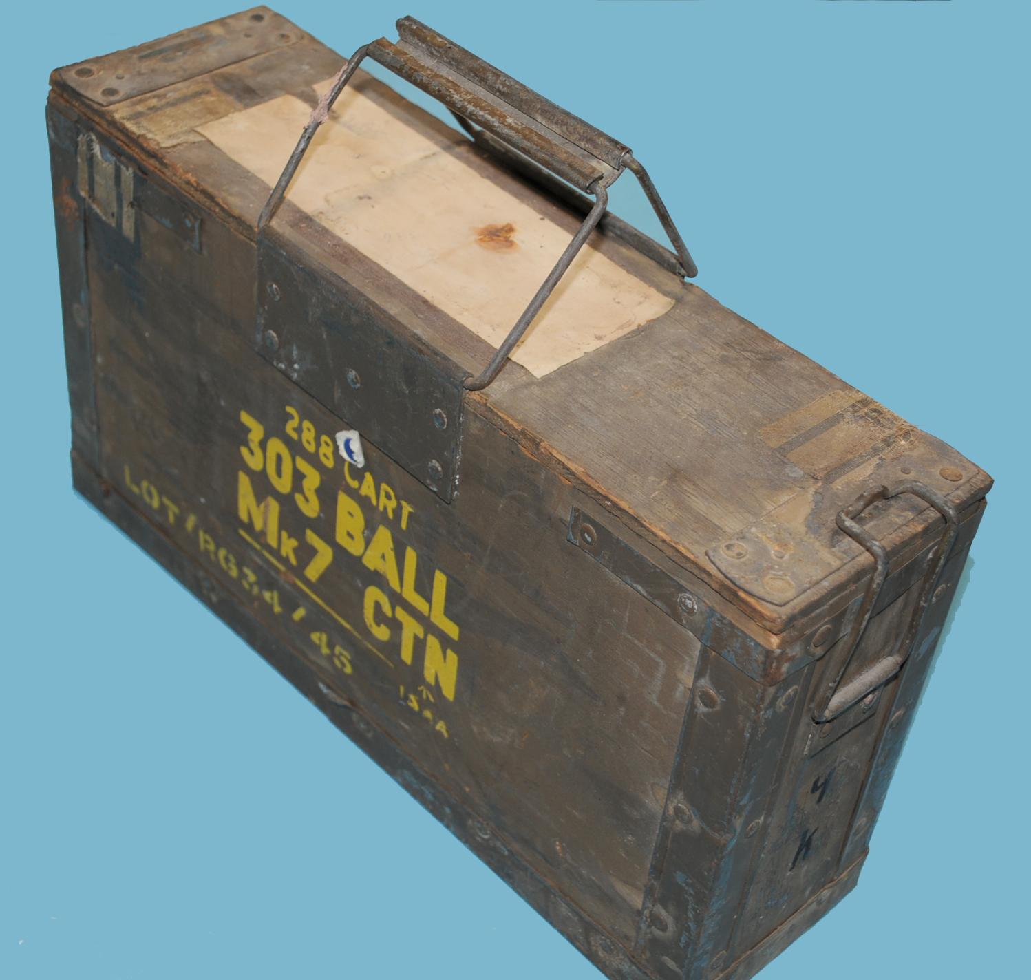 EMPTY box of British Military WWII era 288-rounds of MK-7 303 Ammunition Case (JHB)