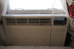 LARGE PLASMAIRE- WINDOW STYLE AIR CONDITIONER