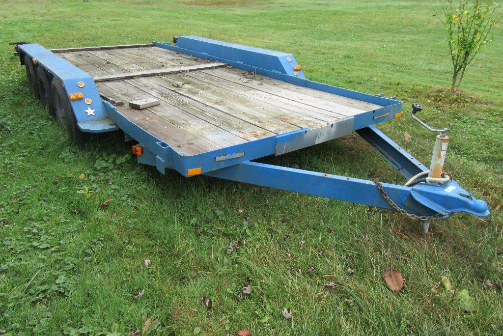 17'X6-1/2' TRI AXLE UTILITY TRAILER - NO TITLE