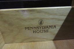 PENNSYLVANIA HOUSE END TABLE