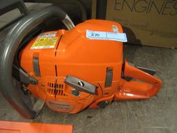 HUSQVARNA 24 INCH CHAINSAW WITH CHAIN GUARD MODEL NUMBER SA-6 513