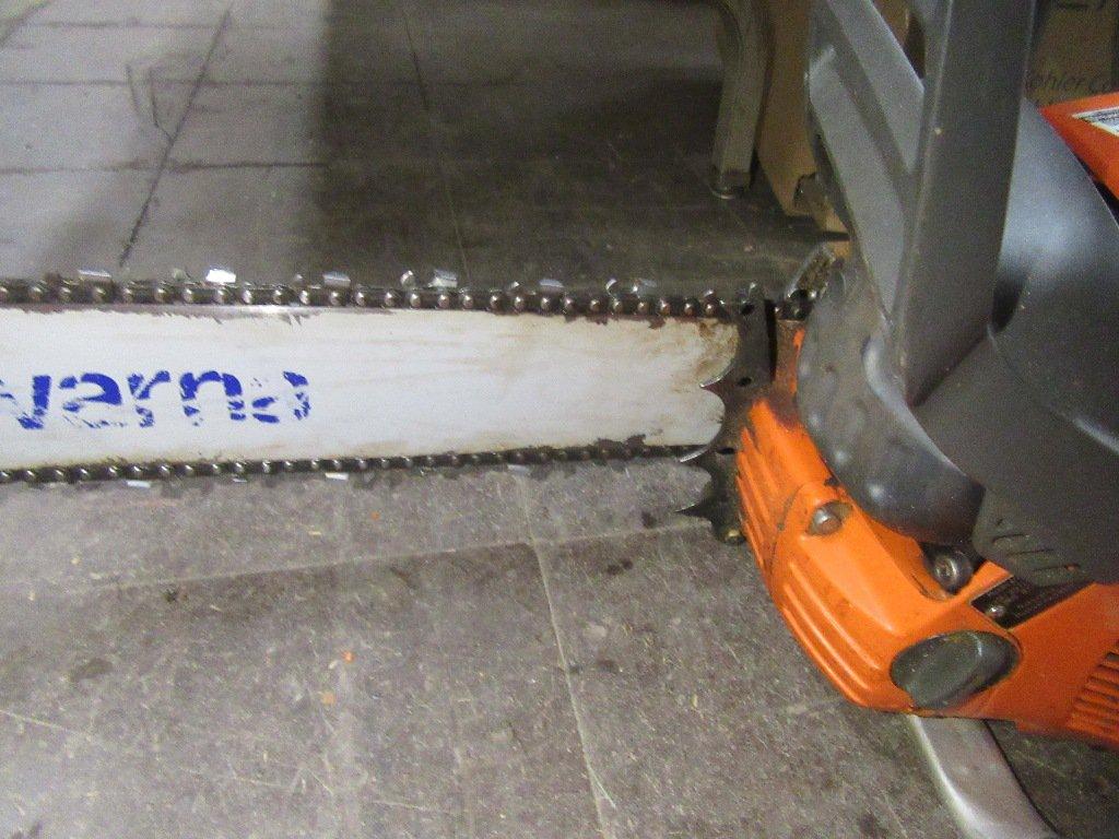 HUSQVARNA 24 INCH CHAINSAW WITH CHAIN GUARD MODEL NUMBER SA-6 513