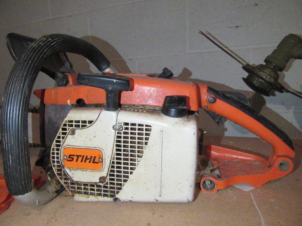 STIHL 0-31 AV CHAINSAW WITH CHAIN COVER