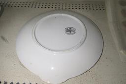 A.J. WILKINSON MADE IN ENGLAND ROYAL IRONSTONE CHINA TEA LEAF PATTERN PLATE