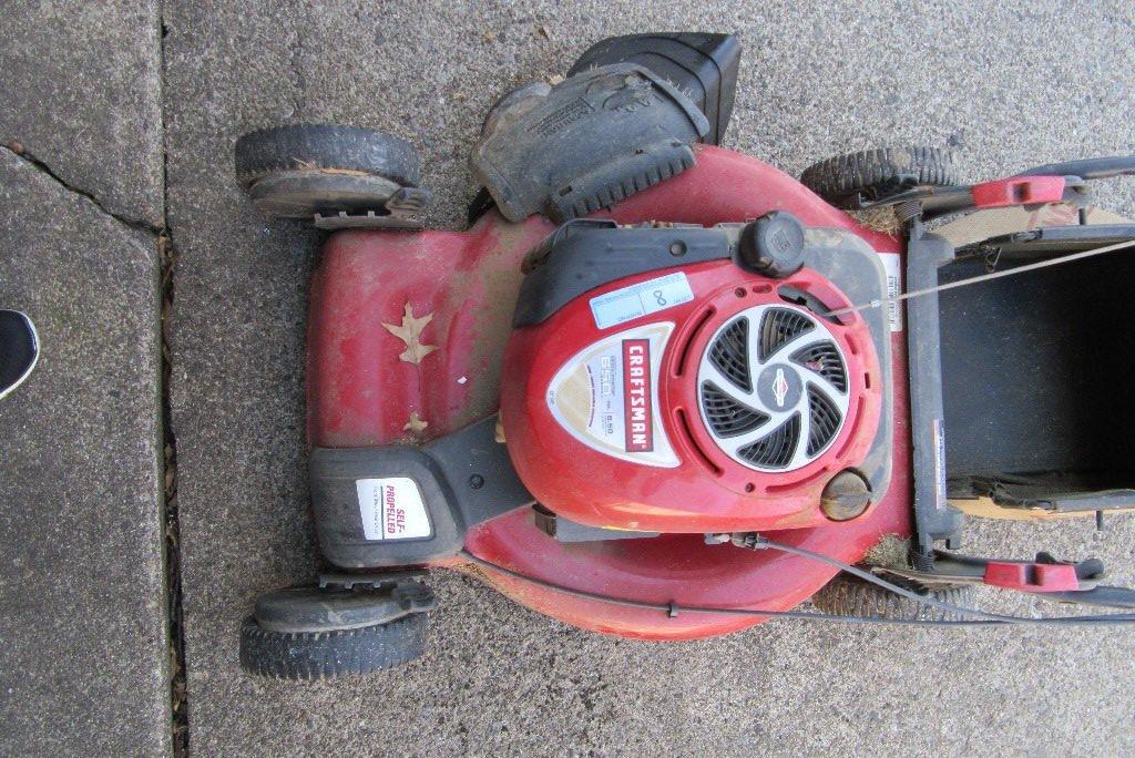 CRAFTSMAN SELF PROPELLED 22 INCH PUSH MOWER WITH BAGGER. POWERED BY BRIGGS