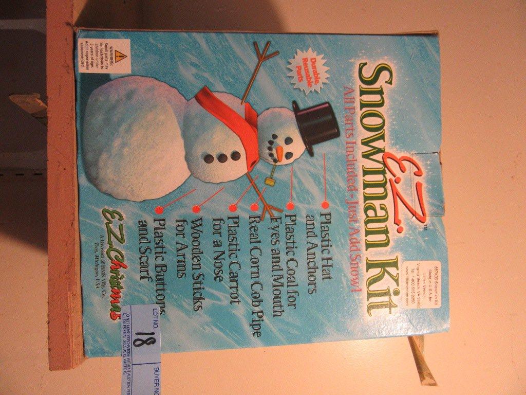 THE EASY SNOWMAN KIT. COMPLETE IN BOX.