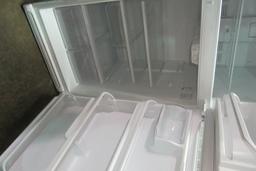 FRIGIDAIRE REFRIGERATOR. MODEL# FFTR1821QW5A, SR# BA64341185