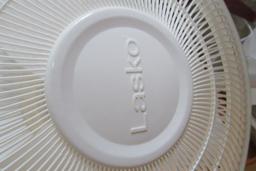 LASKO FLOOR FAN