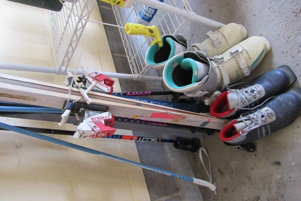 SKIS AND SKI POLES