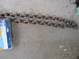 CHAIN WITH HOOKS AND CABLE SLING WITH LOOPS