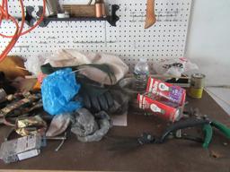 WIRE CUTTERS, GUTTER DE-ICING KIT, EXTENSION CORDS, AND MISCELLANEOUS (ON B
