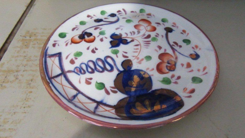 4 VINTAGE PLATES WITH FLOWER & BLUE COLORING